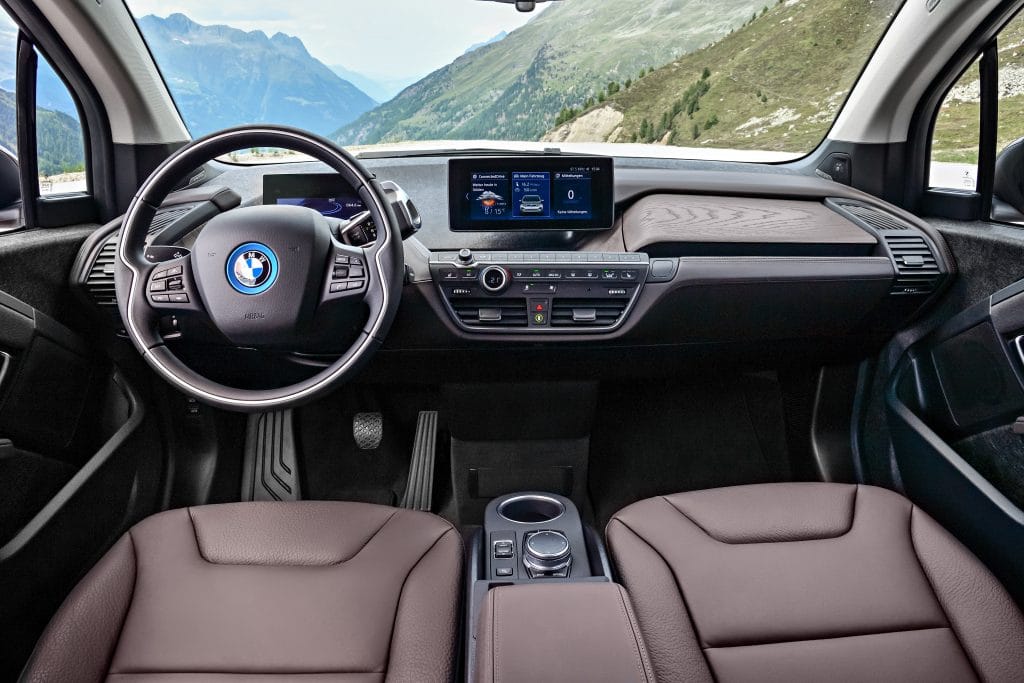 smetechguru, automotive news, car news, motoring news, BMW i range, BMW i3, BMW i3s, electric car, electric vehicle, sportscar, sports car