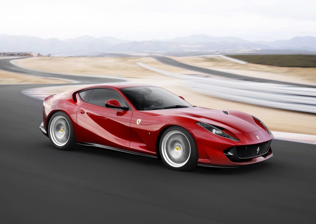 smetechguru, Ferrari, 812 Superfast, supercar, sportscar, performance vehicle, V12