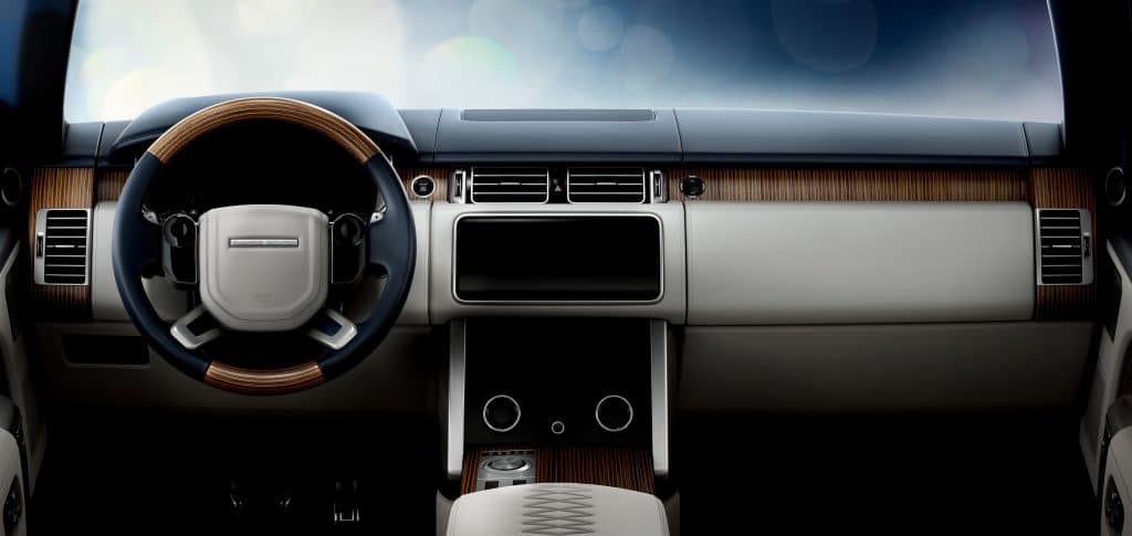Land Rover, Range Rover, smetechguru, car news, motoring news, SUV, premium SUV, luxury SUV, luxury offroader, posh SUV, Range Rover SV Coupe,