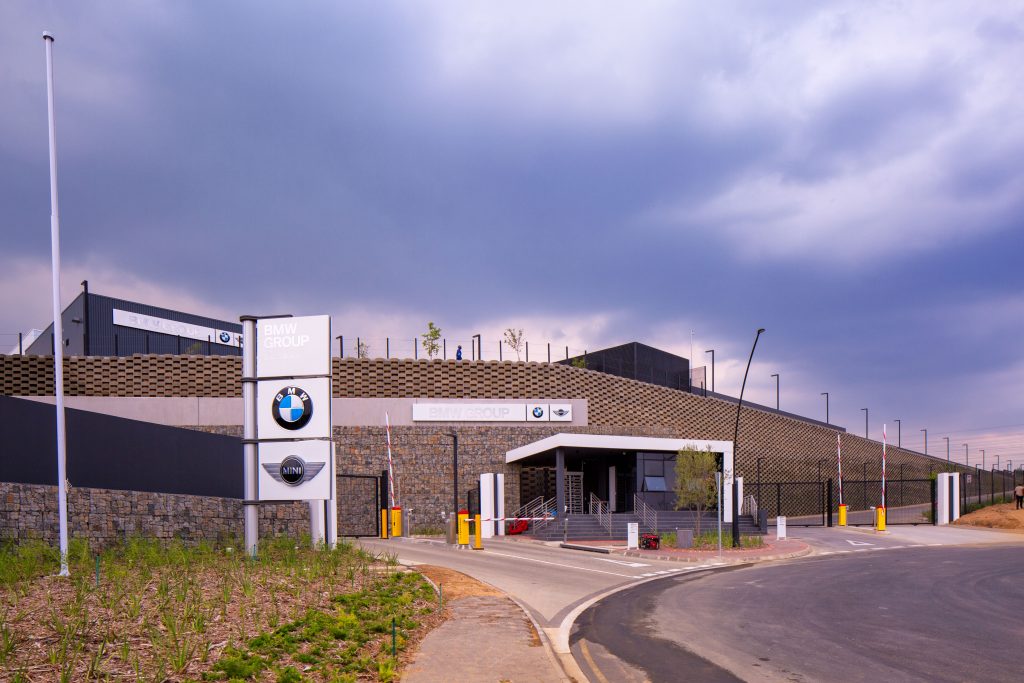 BMW, Waterfall, smetechguru, Regional Distribution Centre