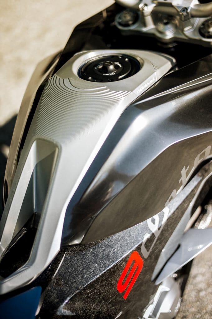 BMW, smetechguru, BMW Motorrad, 9cento, motorbike, concept motorcycle, motorcycle