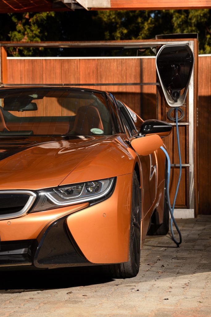 BMW, smetechguru, BMW, BMW i-range, BMW i8, BMW i8 Roadster, car news, motoring news, coupe,