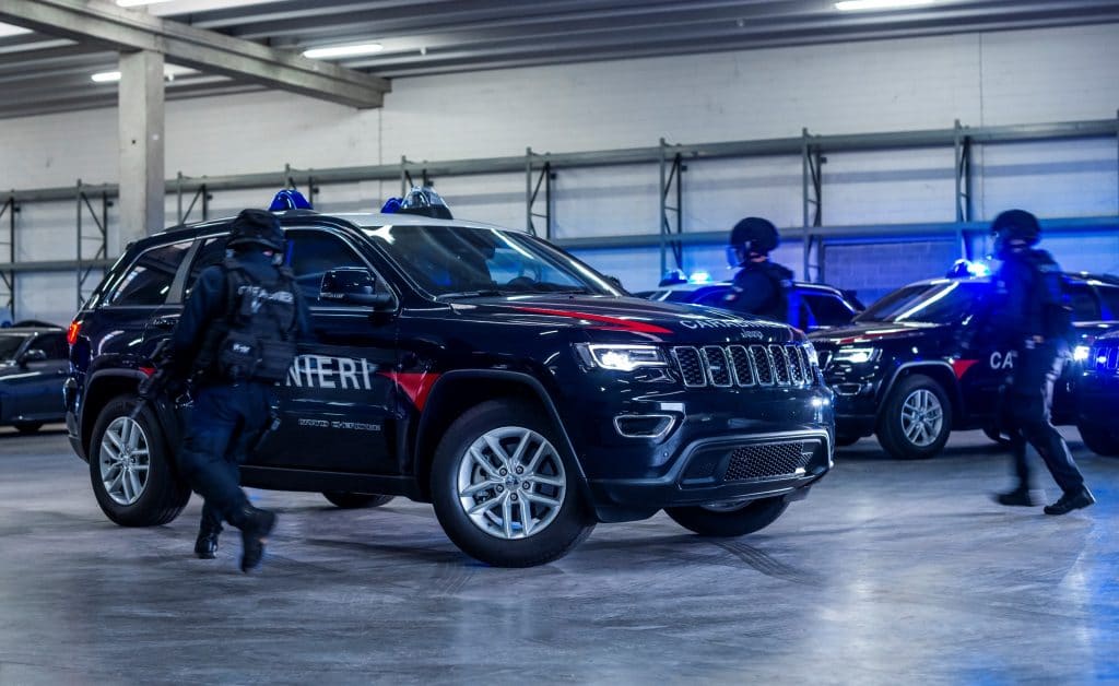 smetechguru, Italian Carabinieri, Jeep, SUV, anti-terror, Jeep Grand Cherokee