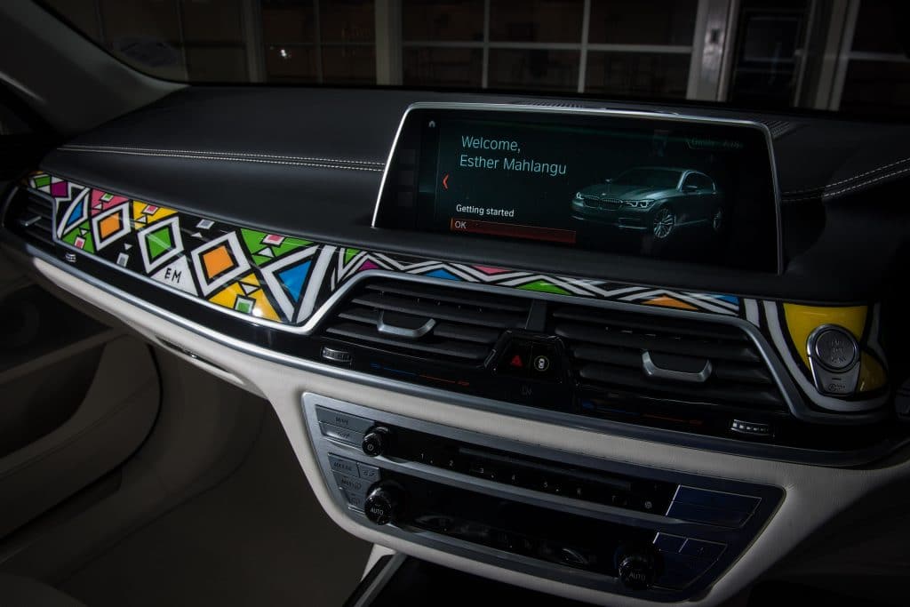 BMW, 7 Series, smetechguru, Ndebele, cultural artwork, Esther Mahlangu