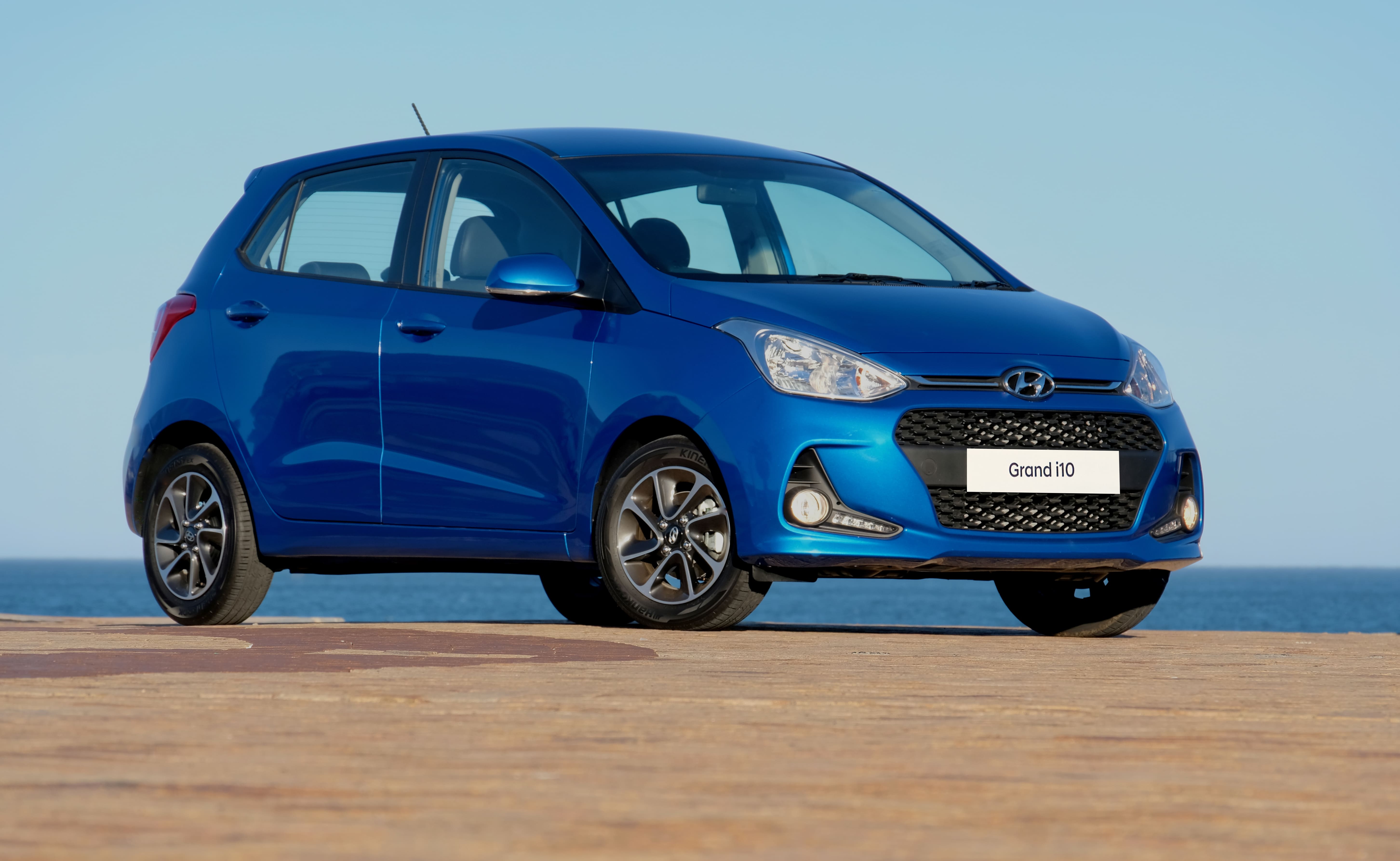 Hyundai introduces new Grand i10 derivative and revised