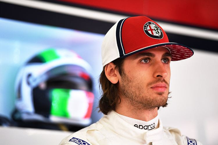 Antonio Giovinazzi behind the wheel of the Alfa Romeo Racing C38 in Barcelona – Day 2, 2019 Winter Testing