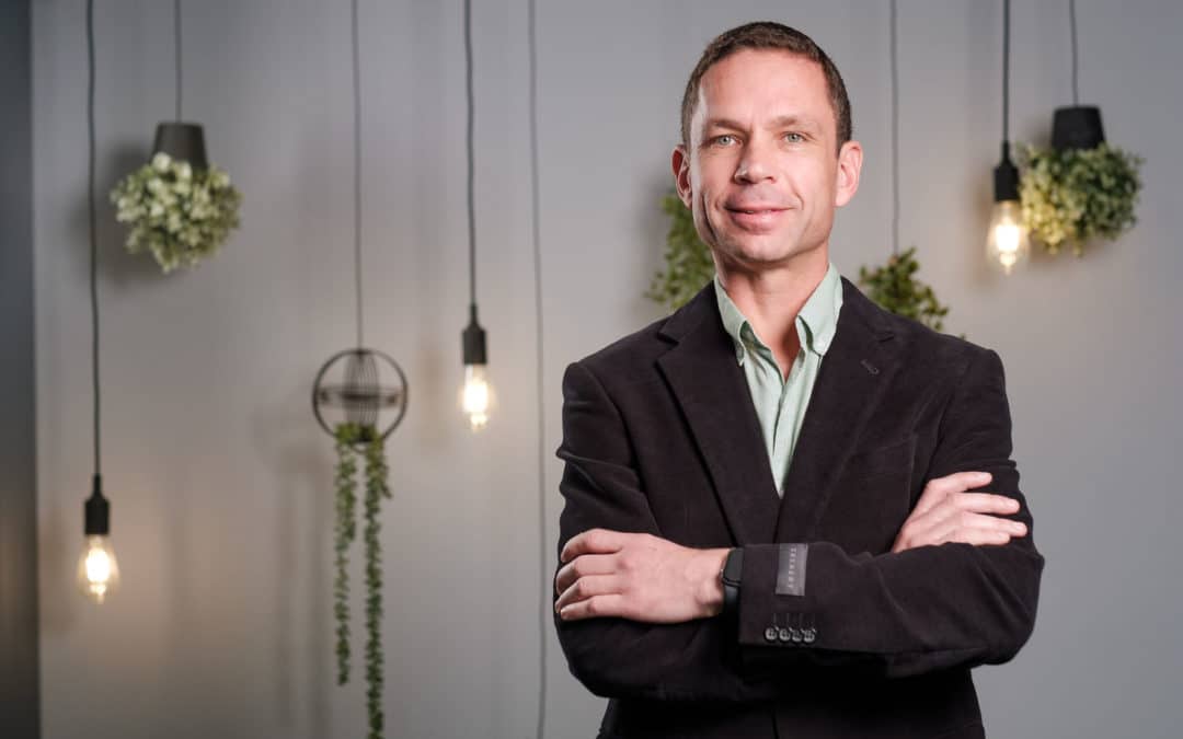 Ozone Information Technology Distribution, Henk Olivier, smetechguru, WFH, managing remote stress