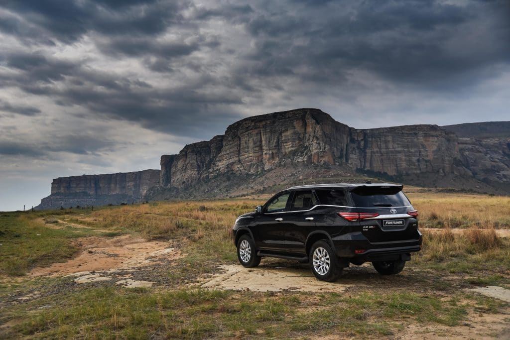 Toyota, SUV, 7-seater, offroader, large SUV, Toyota Fortuner, Fortuner, updated Fortuner, smetechguru