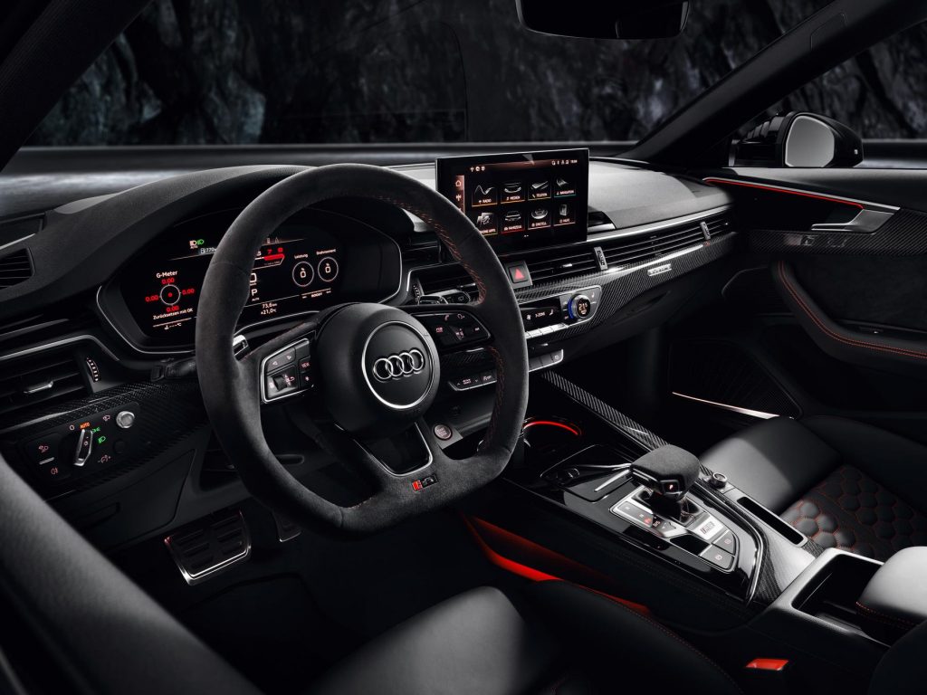 Audi, Audi RS, Audi RS 4 Avant, Audi RS 5, smetechguru, sports car, performance car, performance vehicle, family car, estate car,