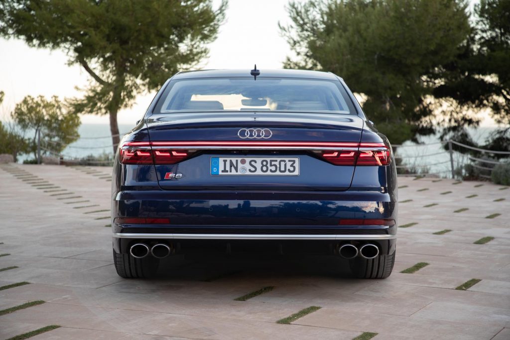 Audi, Audi A8, Audi S8, sports car, performance car, luxury sedan, family vehicle,