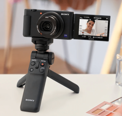 Sony, camera, vlogger camera, ZV-1, YouTuber camera, content creator tech, Sony ZV-1,