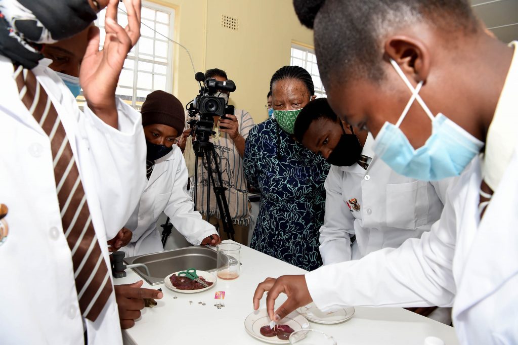 DIRCO, science lab, education, HUAWEI, Huawei