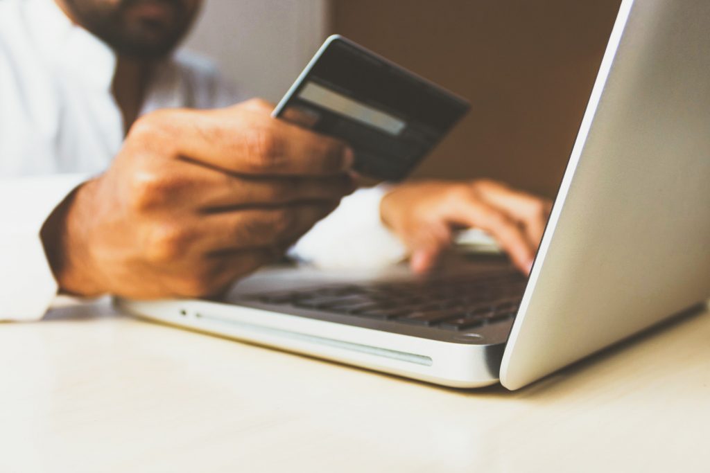 Capitec, Bolt, partnership, cash rewards, e-Hailing,
