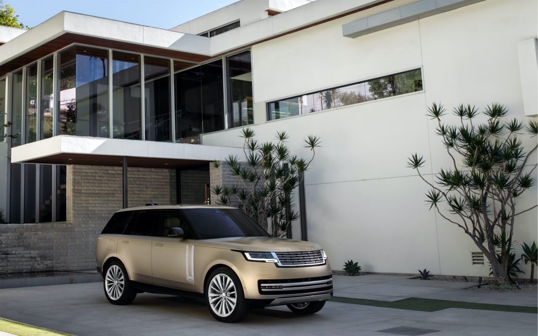 Jaguar Land Rover, Land Rover, SUV, large SUV, luxury SUV, family vehicle, offroader, 4x4, Range Rover, family vehicle, 7-seater,