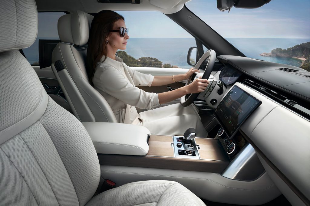 Jaguar Land Rover, Land Rover, SUV, large SUV, luxury SUV, family vehicle, offroader, 4x4, Range Rover, family vehicle, 7-seater,