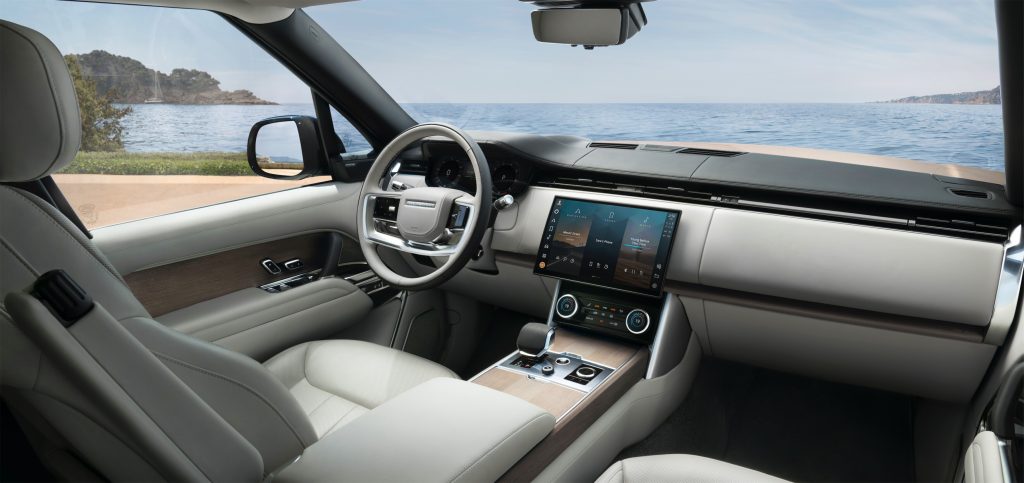 Jaguar Land Rover, Land Rover, SUV, large SUV, luxury SUV, family vehicle, offroader, 4x4, Range Rover, family vehicle, 7-seater,