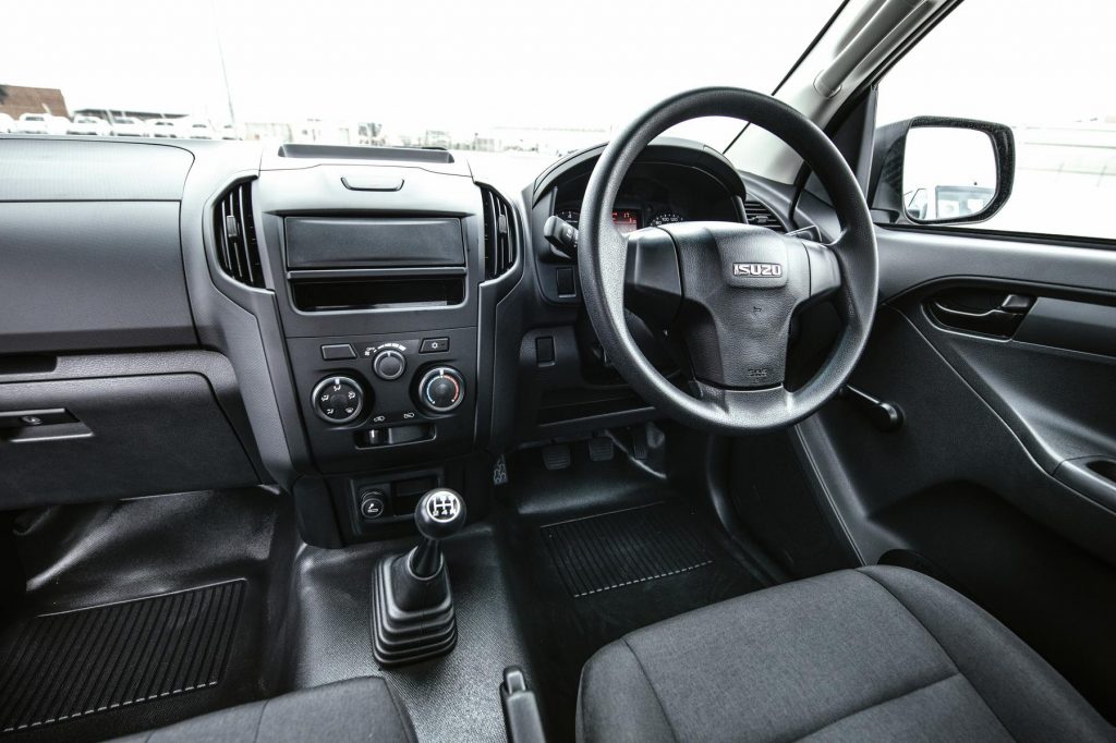 Isuzu, bakkie, UTE, double cab, logistics, delivery vehicle, Isuzu D-MAX,