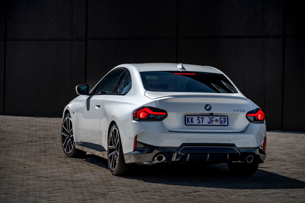 BMW 2 Series Coupé, SMETechGuru, BMW, BMW 2 series, sports car, performance car, coupe,
