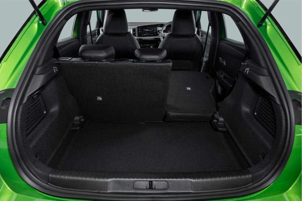 Opel, Opel Mokka, SUV, family vehicle, compact SUV, Stellantis,