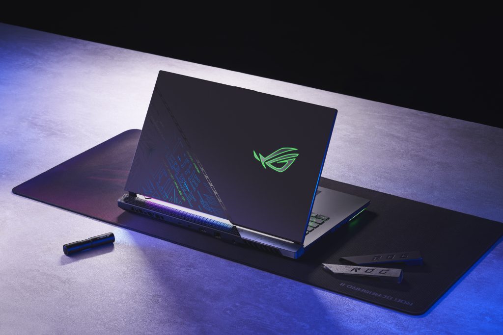 ROG Slash fashion line, ROG Strix SCAR 17 Special Edition, ASUS ,Asus, laptop, gaming, gaming tech, gaming hardware, notebook PC, gamer clothing, ASUS ROG, Republic of Gamers, ASUS ROG Flow range, ASUS ROG Strix range,