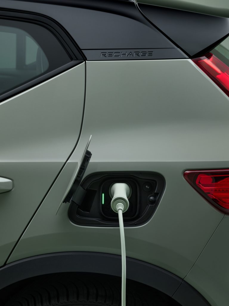 electric car, luxury SUV, compact SUV, family vehicle, Volvo, Volvo XC40, XC40 P6 Recharge, Volvo XC40 P6 Recharge, electric vehicle,