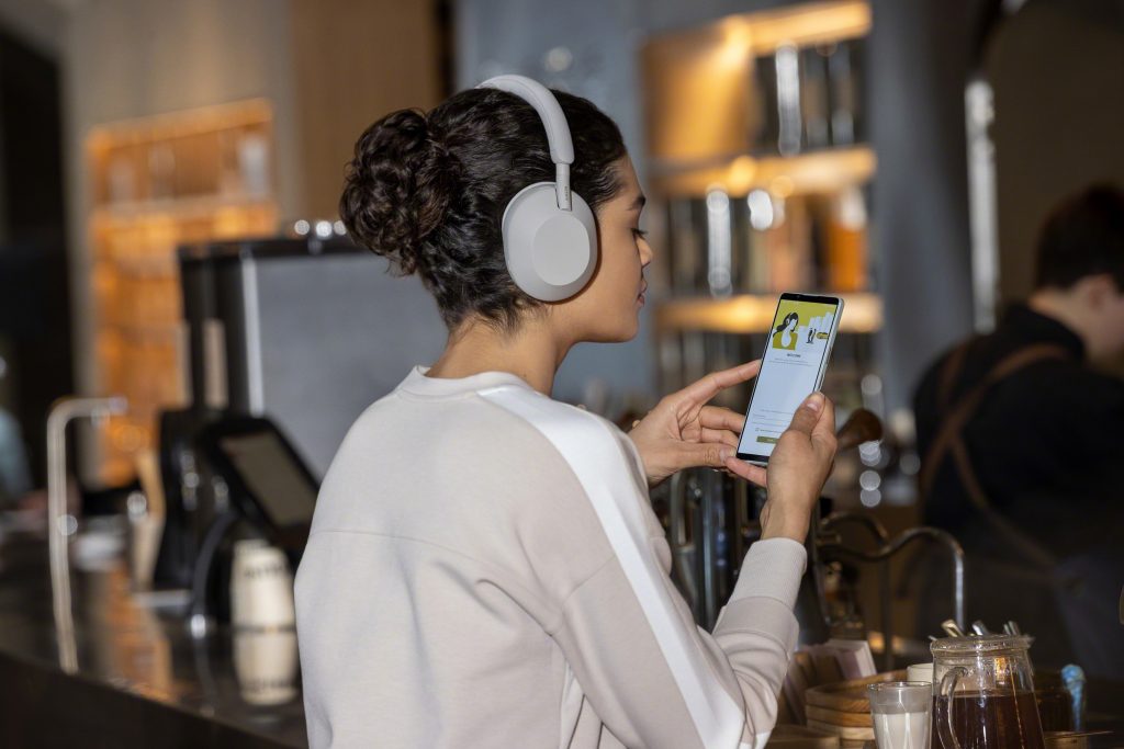 Sony, sudying accessories, headphones, earphones, audiophile tech, audio tech, noise-cancelling tech, SMETechGuru