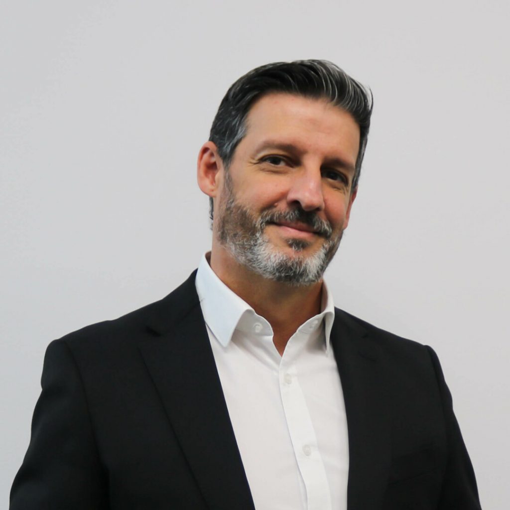 Aftersales division, Alexandre Ferreira, currently Head of Customer Services MBC at MBSA will become Strategic Projects Lead MBC at Mercedes-Benz Brazil,