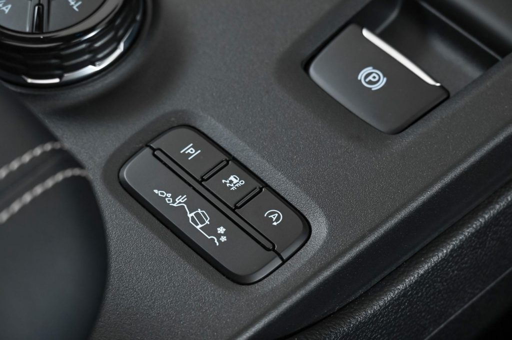 Ford, 4x4, family vehicle, SMETechGuru, Ford Motor Company of Southern Africa, Ford Everest, luxury SUV, SUV, large SUV, offroader,