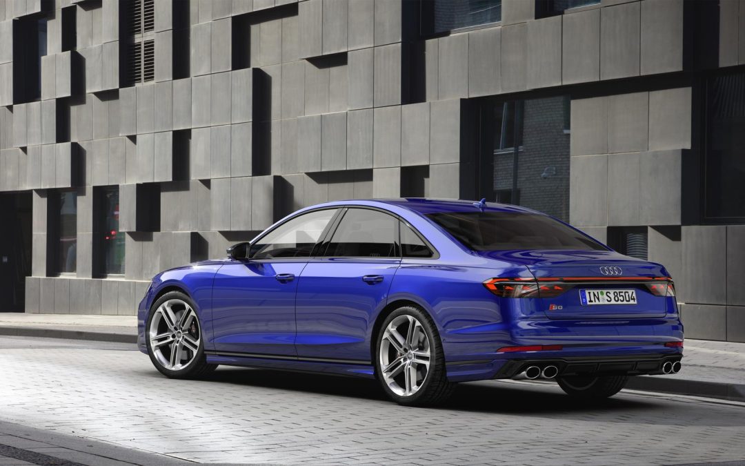 Inspirational performance in the luxury class: The Audi S8 TFSI quattro