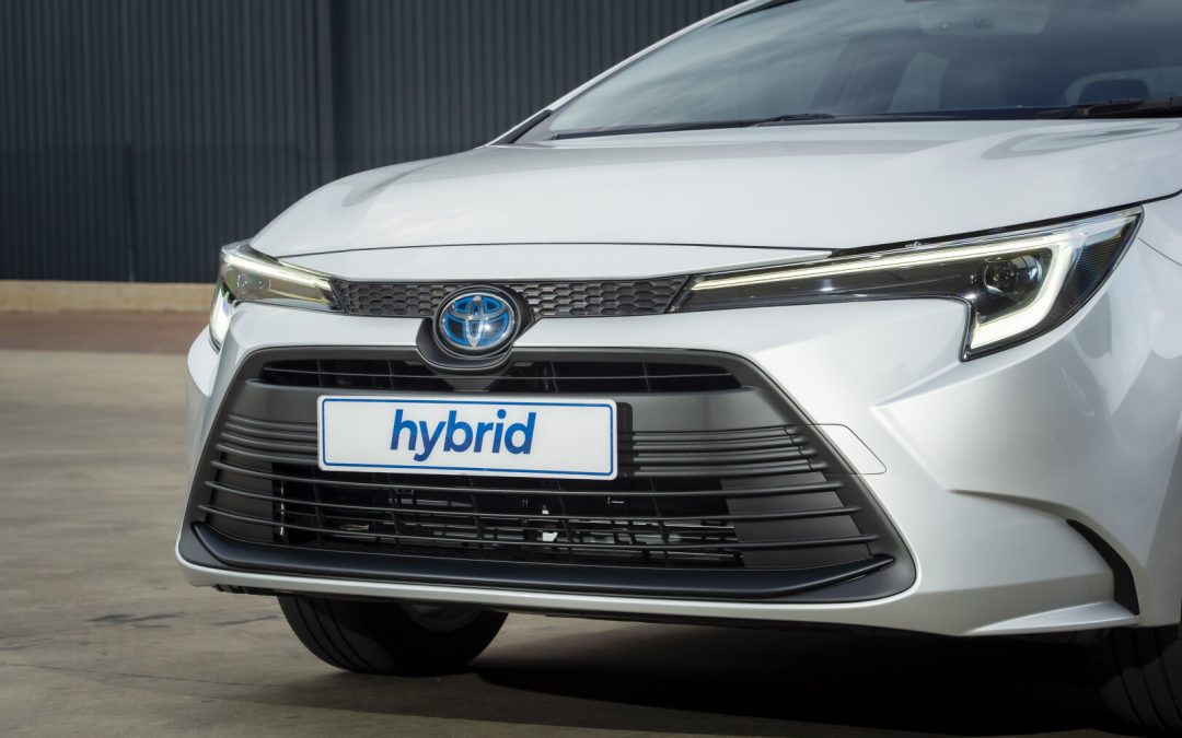 Toyota, SMETechGuru, family vehicle, hybrid, hatchback, Toyota, Toyota Carolla,