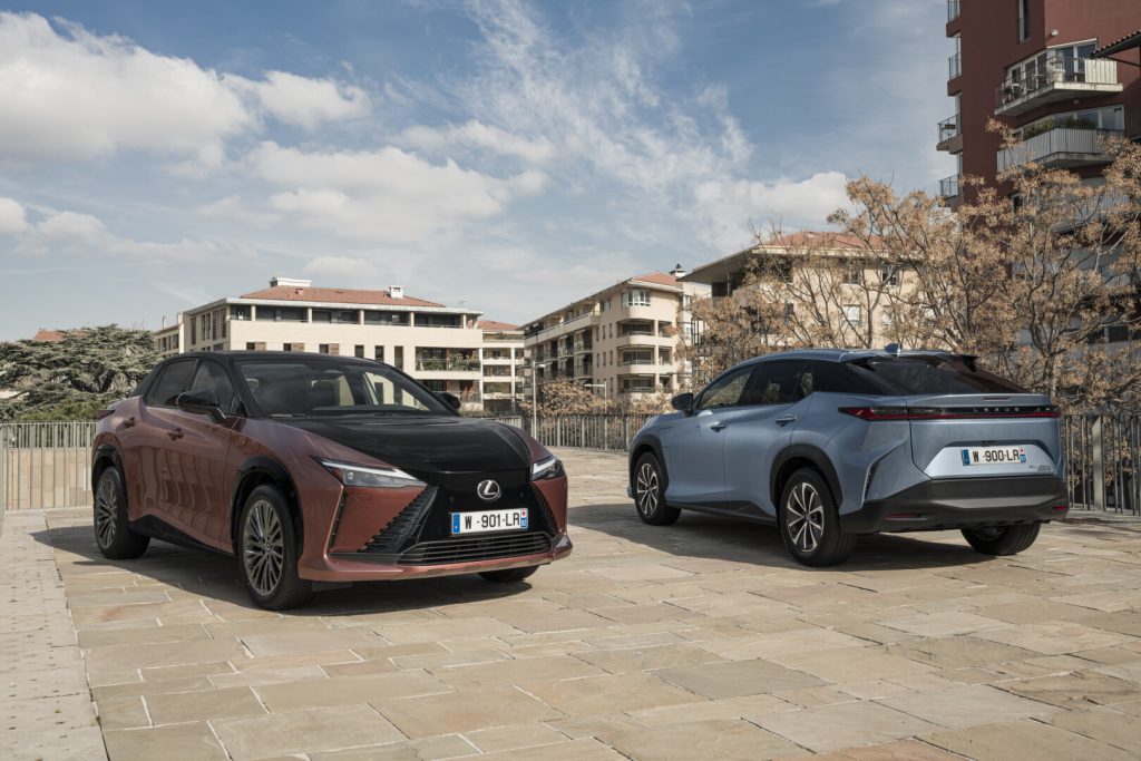 RZ 450e, Lexus RZ 450e, Toyota, luxury SUV, EV, luxury EV, BEV, SMETechGuru, luxury SUV, SUV, family vehicle,