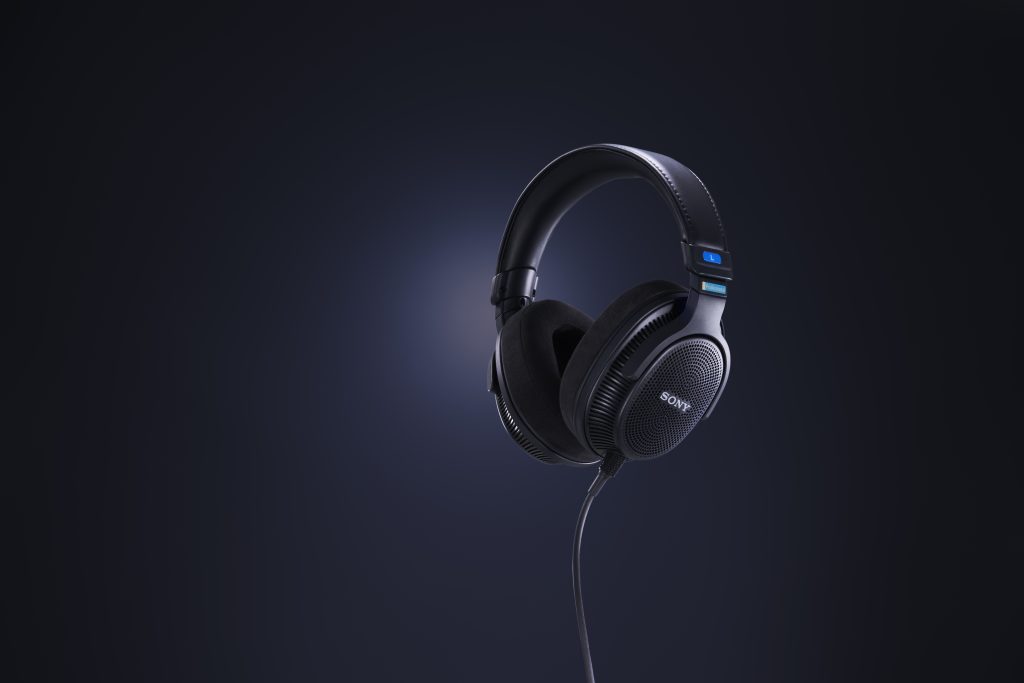 Sony, headphones, audio, audio tech, audiophile tech, SMETechGuru, earphones, headphones, Sony, studio quality audio,