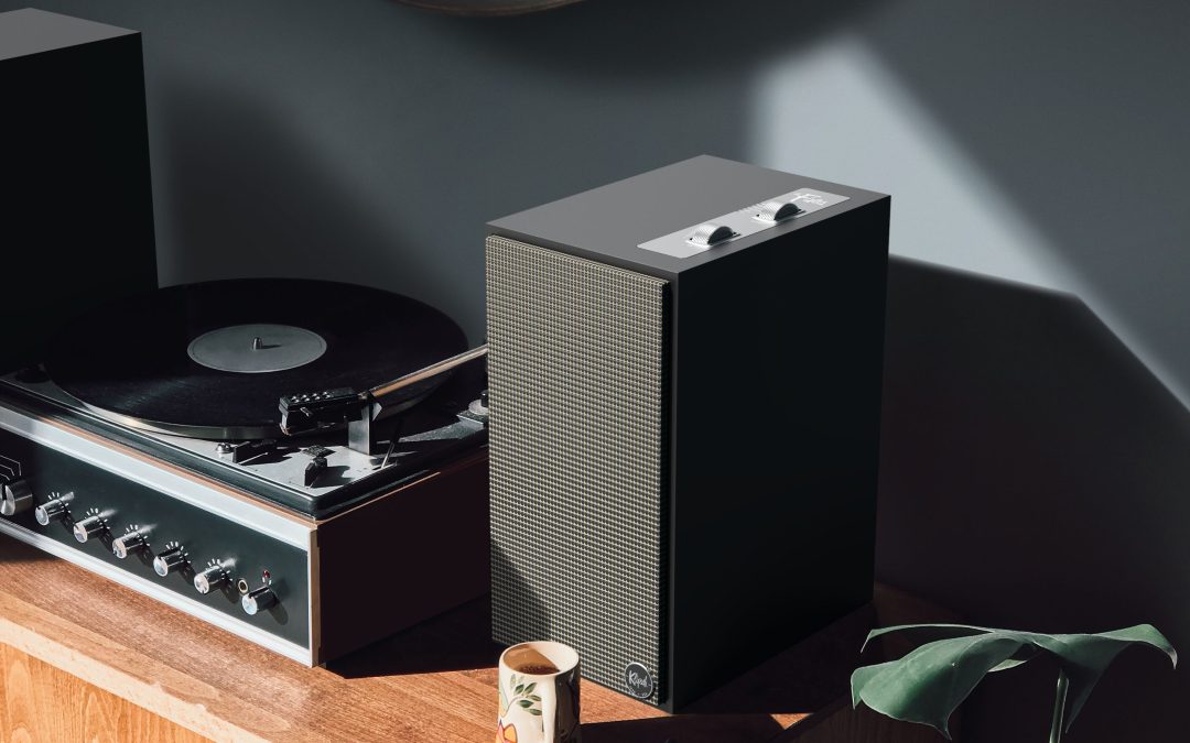 Klipsch Introduces a High-Resolution Alternative to Sound Bars with The Fives Powered Monitors