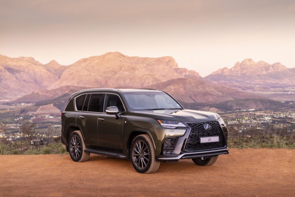 Lexus, luxury SUV, SUV, family vehicle, large SUV, Lexus LX, Lexus LX 600, SMETechGuru,