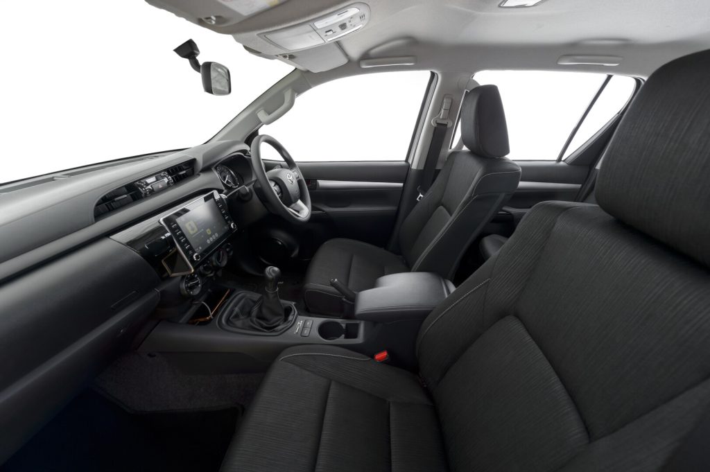 Toyota, Hilux, bakkie, UTE, double cab, offroader, 4x4, family vehicle, Toyota Hilux, Toyota Hilux X, X-factor, Hilkux X, SMETechGuru,