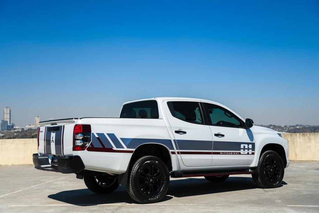 Mitsubishi, Triton Athlete, bakkie, UTE, double cab, offroader, bakkie, Mitsubishi Triton Athlete, 4x4, family vehicle, SMETechGuru,