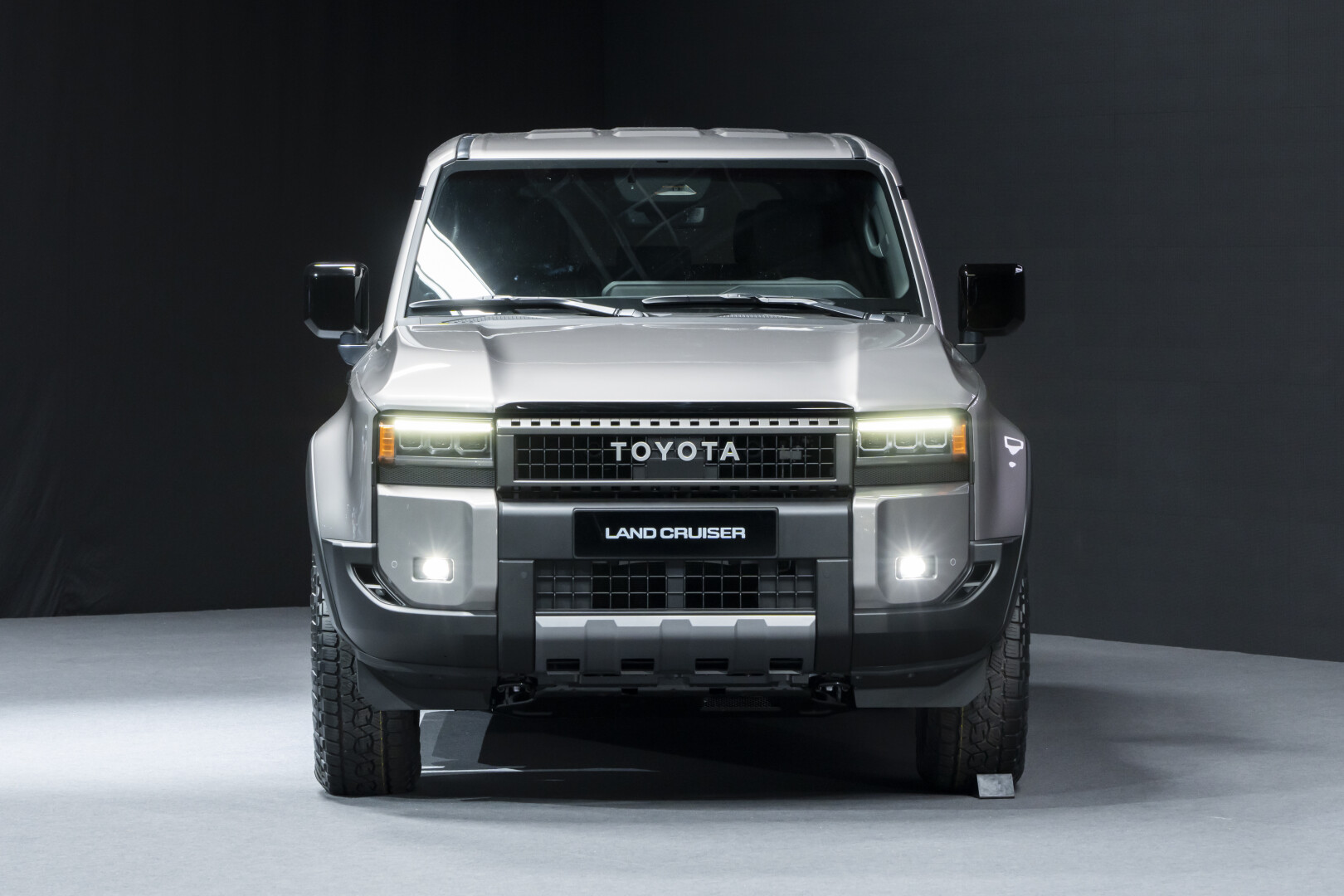 ALL-NEW TOYOTA LAND CRUISER PRADO UNVEILED - SME Tech Guru