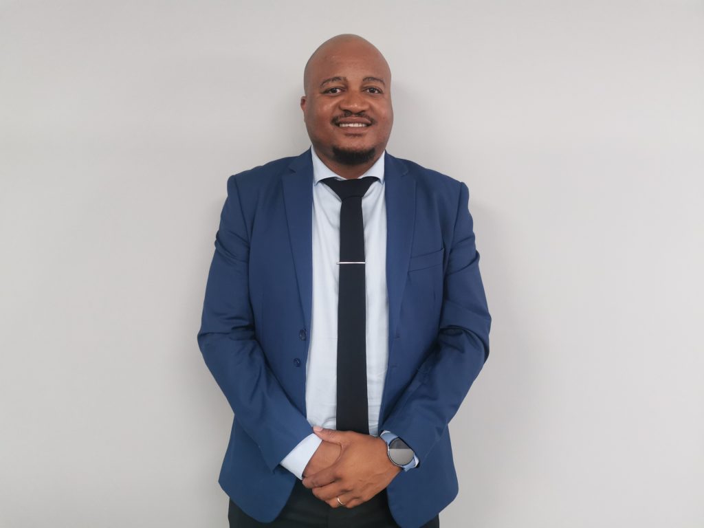 Thamsanqa Mokoena, the National Training Manager for TECNO