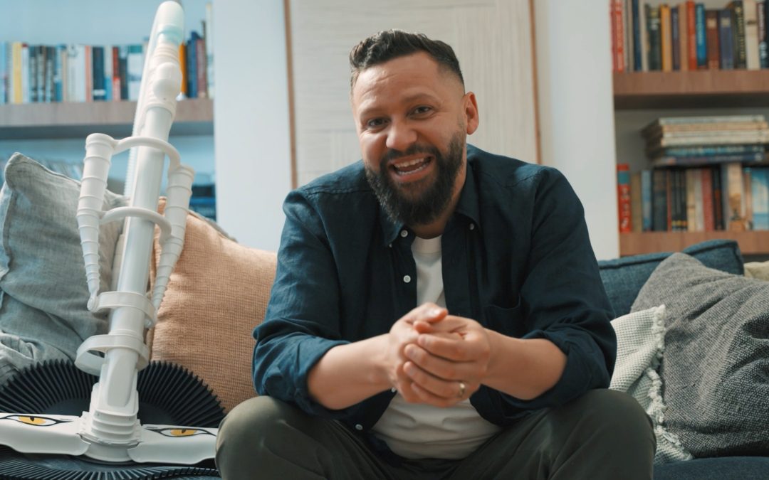 Donovan Goliath Elf on the Shelf x Kreepy Krauly spoof hits 1m views