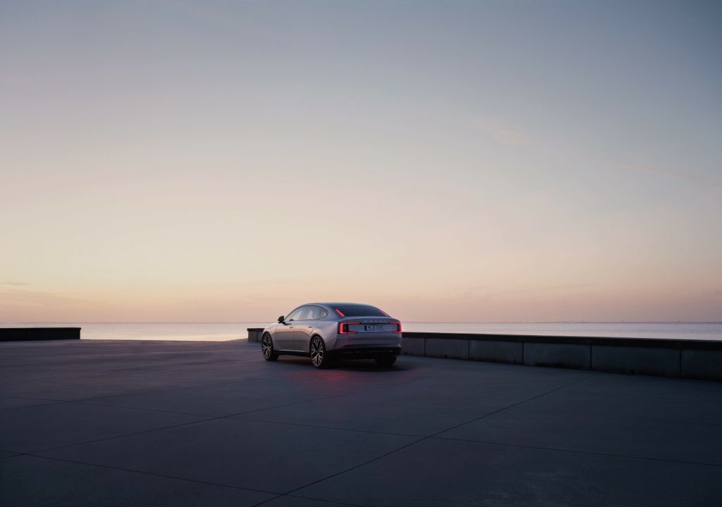 In a class of its own – here is the all-new, fully electric Volvo ES90