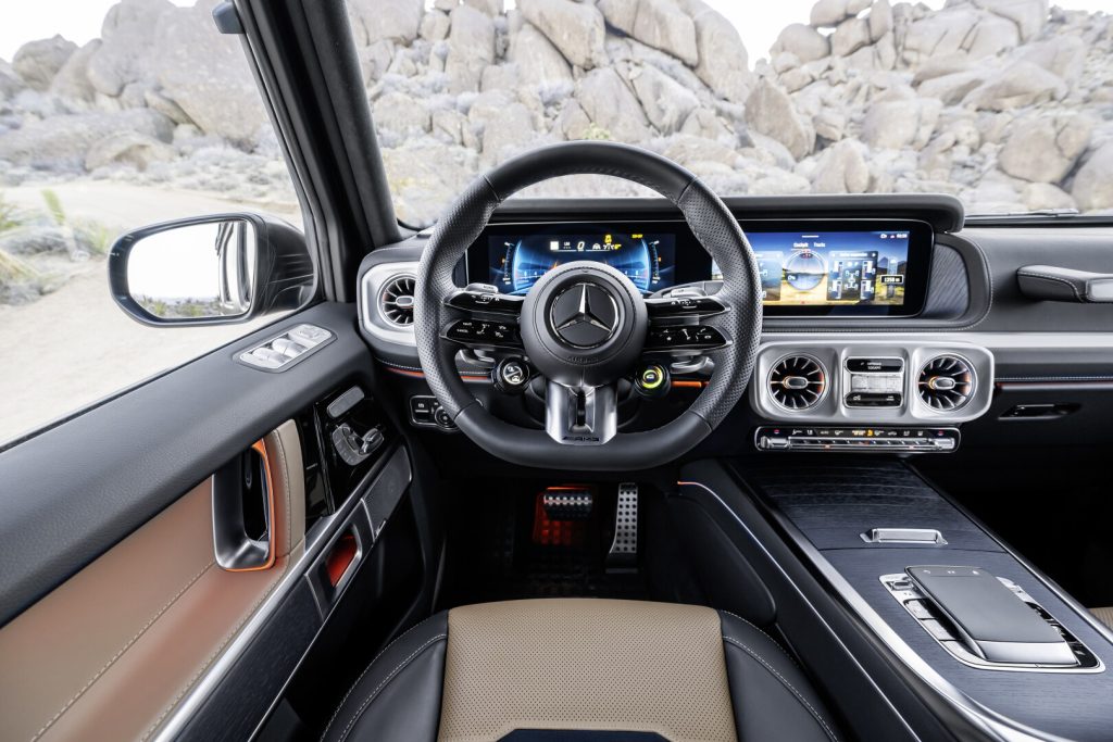 The new Mercedes-AMG G 63 –now more AMG than ever before, Mercedes, Mercedes-Benz, Mercedes-AMG, SMETechGuru, SUV, luxury SUV, offroader, 4x4, legendary offroader, sports car, performance vehicle, 