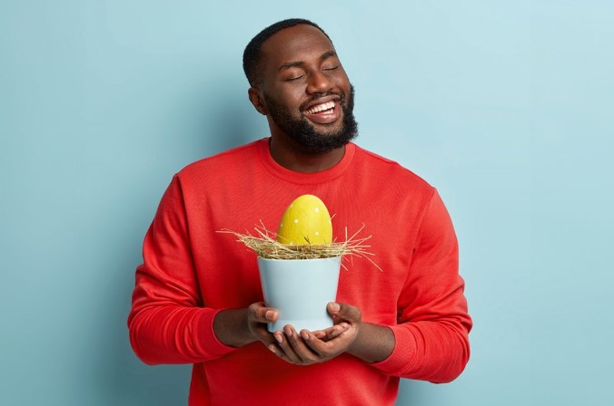 Using Your Phone to Make the Most of Easter: How Technology Can Help You Stay Connected, Creative, and Celebratory This Holiday