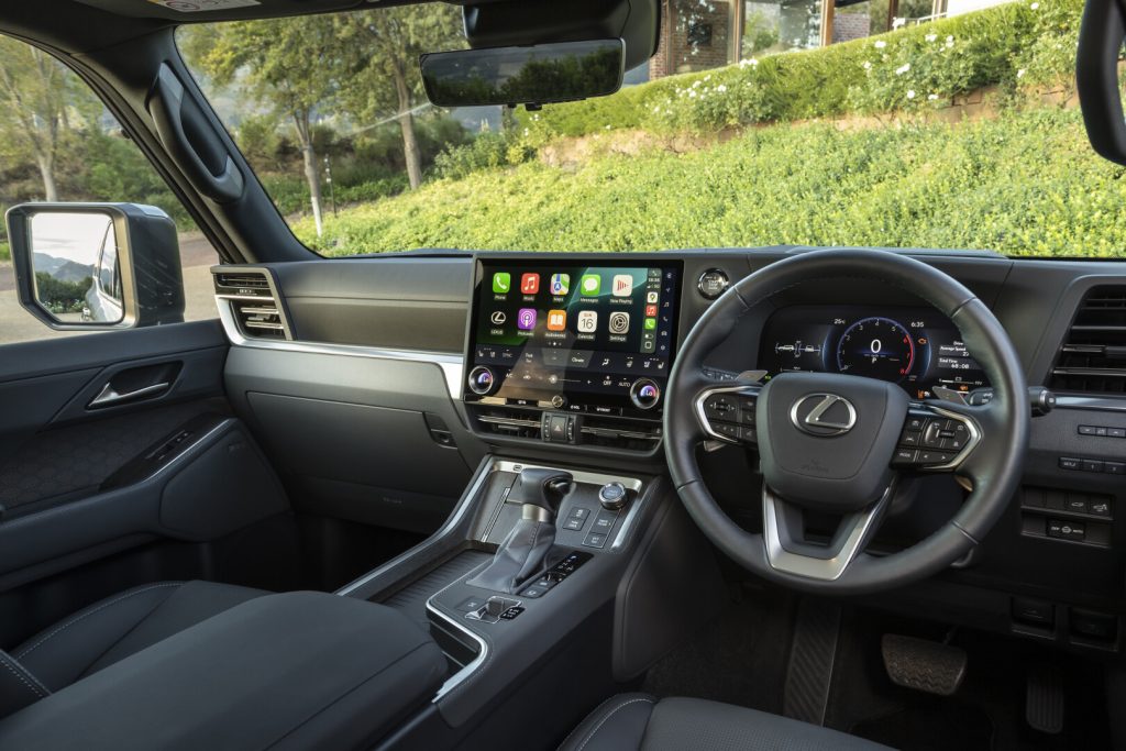 MEET THE ALL-NEW LEXUS GX: A PREMIUM OFF-ROADER REIMAGINED, Lexus GX, offroader, 4x4, luxury vehicle, family vehicle, SUV, luxury SUV, 7-seater, SMETechGuru, Toyota,