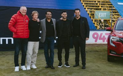 Cricket legends join the Mahindra family