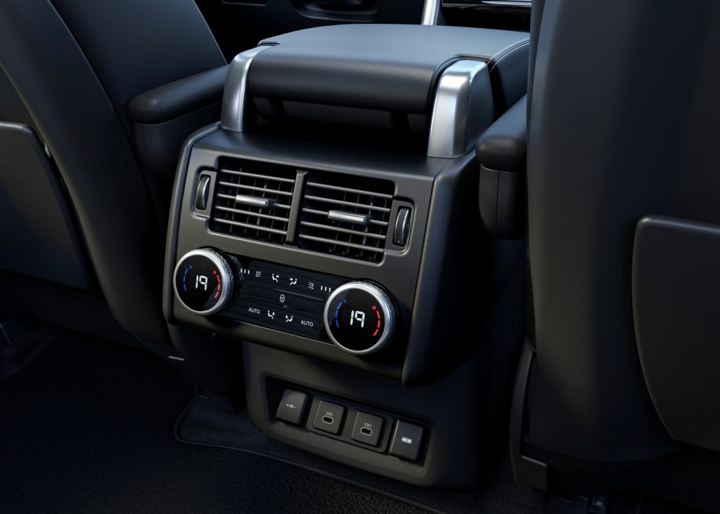 SUV, luxury vehicle, luxury SUV, offroader, 4x4, Jaguar Land Rover, Land Rover, 7-seater, SMETechGuru, Land Rover Discovery Tempest edition, Land Rover Discovery Gemini edition