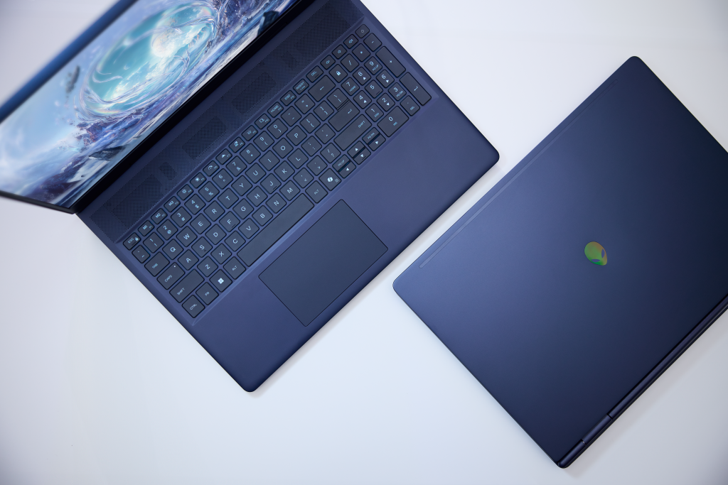 Alienware Reveals All-New Aurora Laptop Class, SMETechGuru, gaming, gaming PC, gaming laptop,. PC gaming, Dell, Alienware, Windows 11,