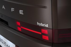 Hyundai SA launches its First Hybrid Electric Vehicle in Mzansi: The Stylish, Futuristic and Adventurous 2025 Hyundai SANTA FE Hybrid, Hyundai, SUV, family vehicle, hybrid, SMETechGuru