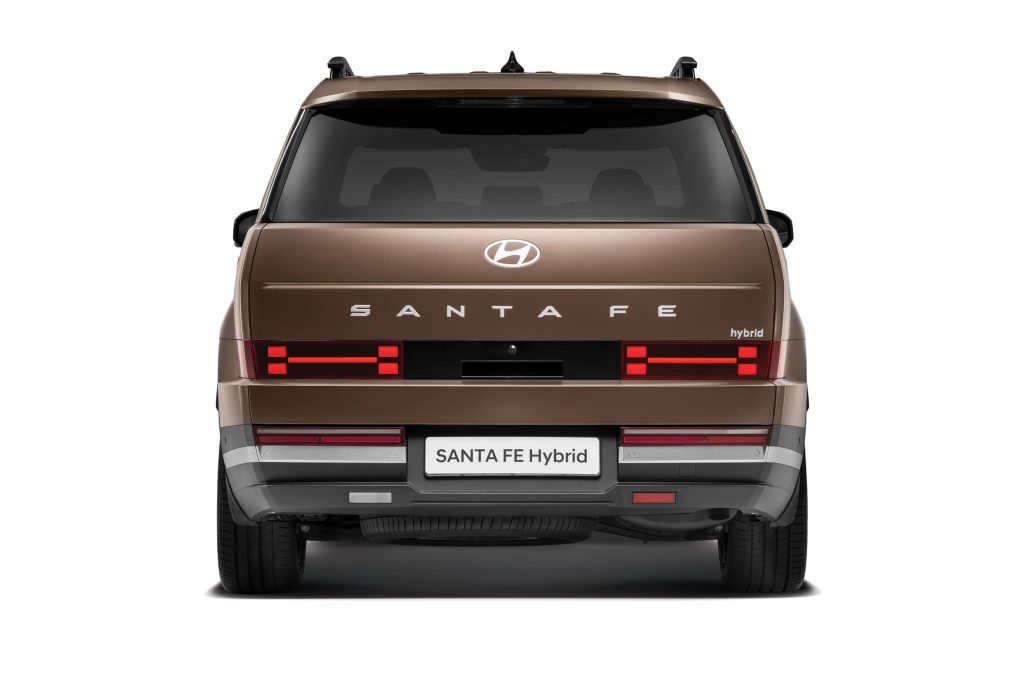 Hyundai SA launches its First Hybrid Electric Vehicle in Mzansi: The Stylish, Futuristic and Adventurous 2025 Hyundai SANTA FE Hybrid, Hyundai, SUV, family vehicle, hybrid, SMETechGuru