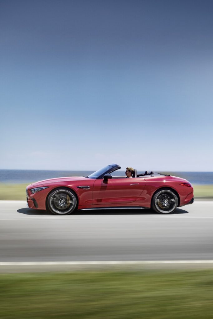 The Mercedes-AMG SL 63: A performance icon reborn, Mercedes, Mercedes-Benz, Mercedes-AMG, sports car, performance car, cabriolet, coupe, SMETechGuru, muscle car, Merc,