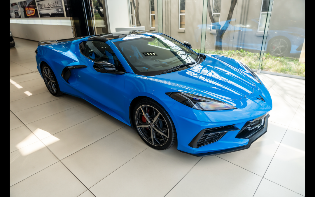 First Corvette Stingray units arrive in South Africa and are delivered to their new owners, SMETechGuru, Chevrolet Corvette Stingray, Corvette Stingray, sports car, peformance car,